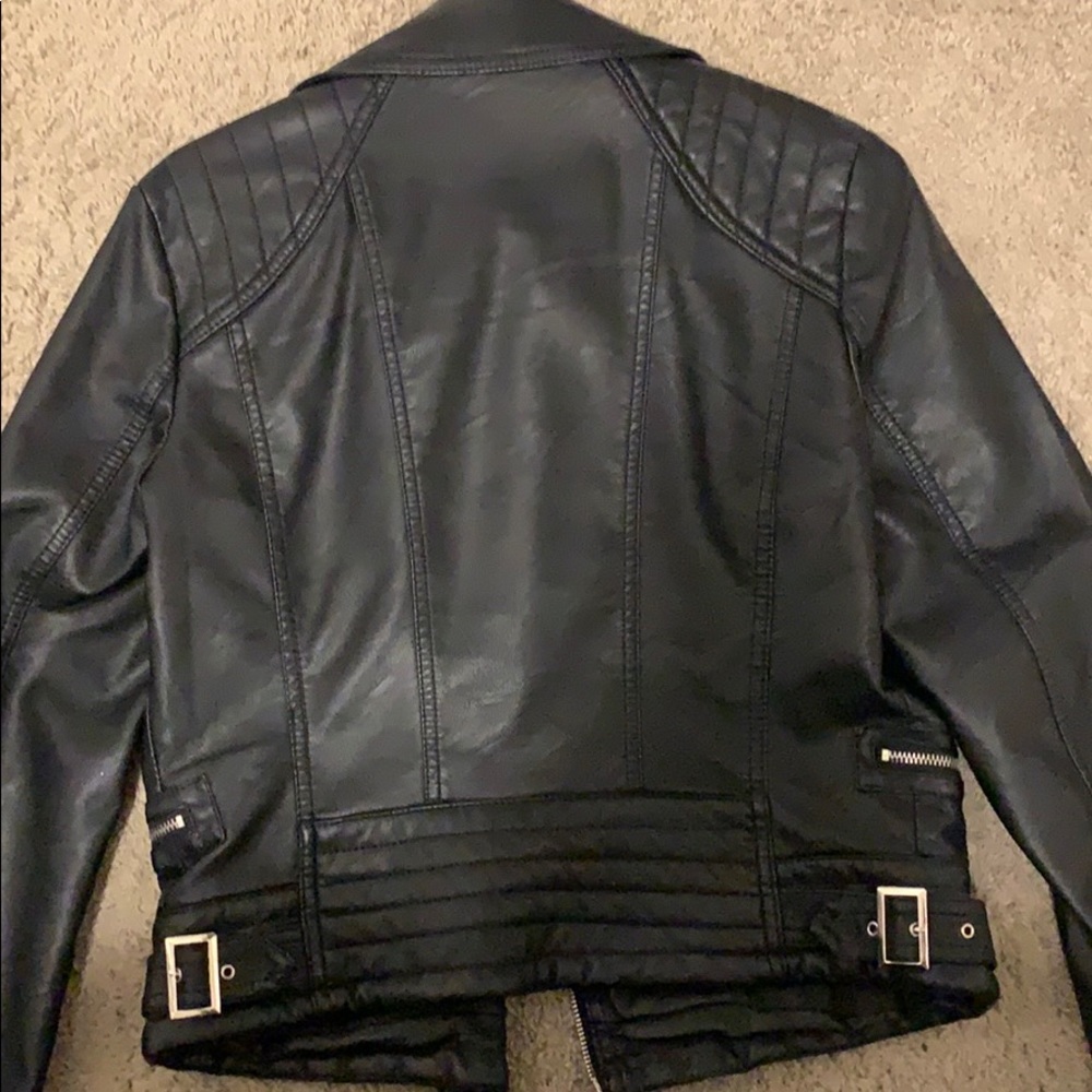 Leather jacket - Picture 3 of 4